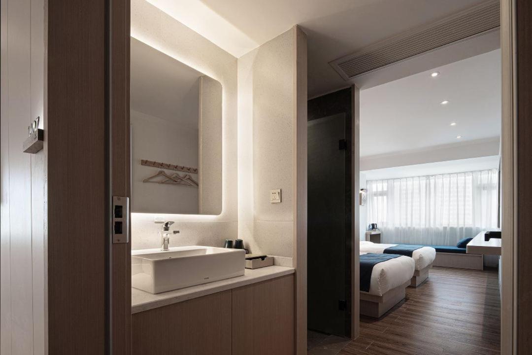 Walling Hotel - Chongqing Jiefangbei Hongyadong Exteriör bild